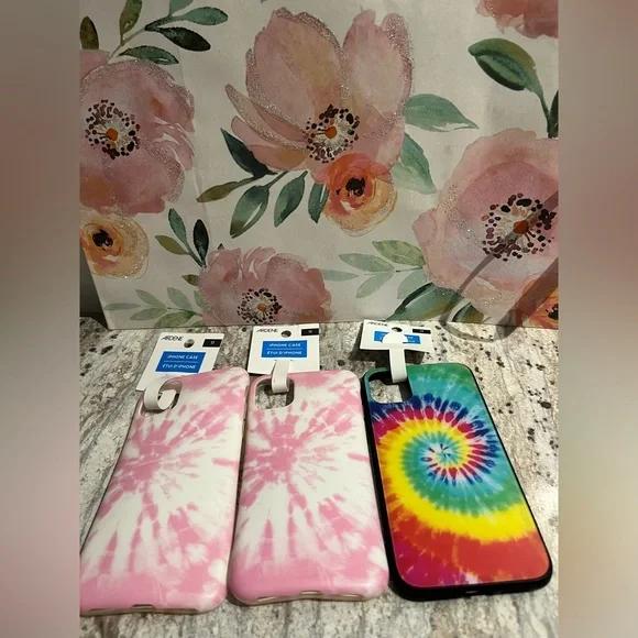 3 cases for Iphone 11 💖 - Picture 1 of 2